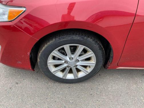 Barcelona Red Metallic 2014 Toyota Camry XLE
