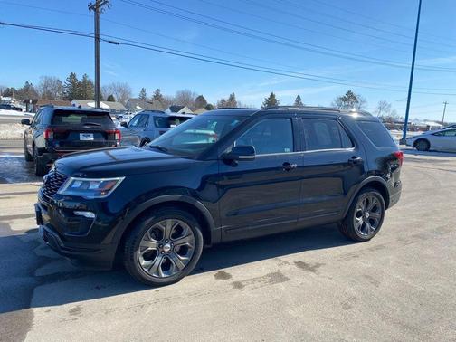 2018 Ford Explorer sport