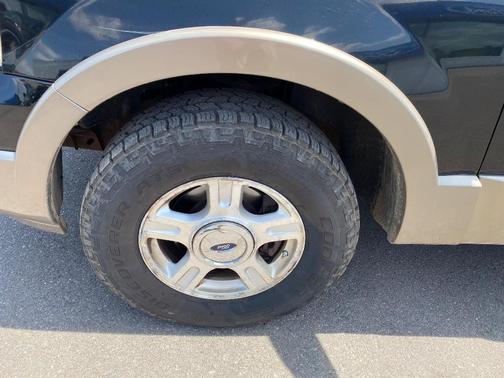 2004 Ford Expedition Eddie Bauer