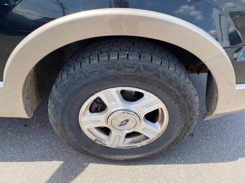 2004 Ford Expedition Eddie Bauer