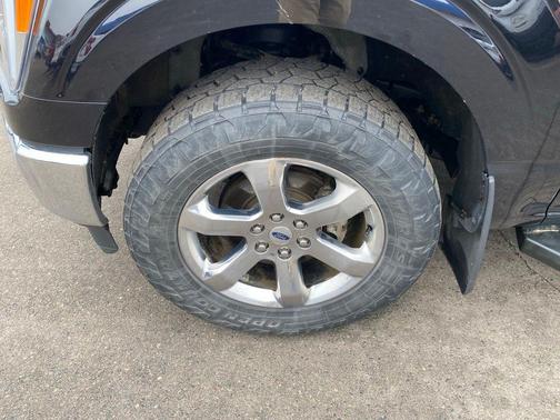 Agate Black Metallic 2022 Ford F-150 Lariat