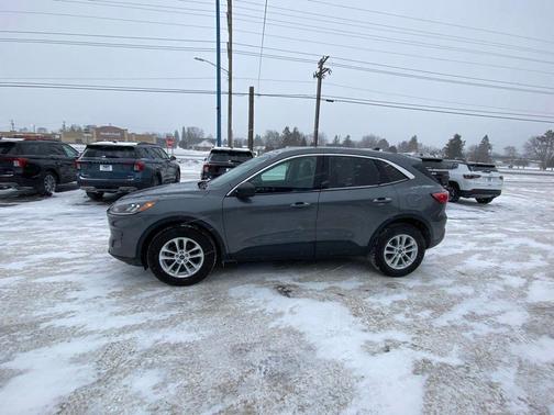 2022 Ford Escape SE