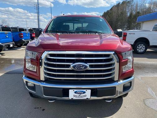 Ruby Red Metallic Tinted Clearcoat 2017 Ford F-150 XLT