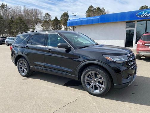 Agate Black Metallic 2026 Ford Explorer Active