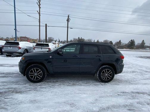 2017 Jeep Grand Cherokee Trailhawk
