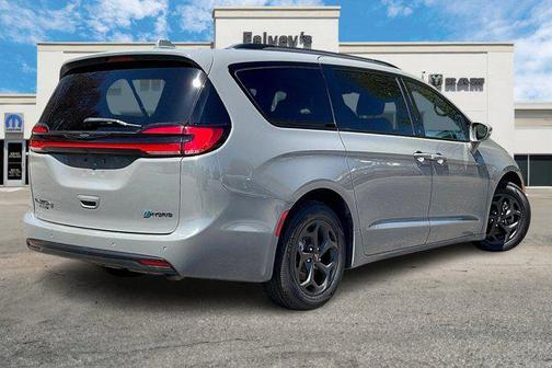 2021 Chrysler Pacifica Hybrid Limited