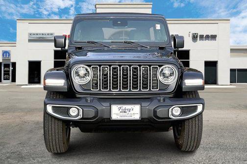 2024 Jeep Wrangler 4-Door Sahara 4x4