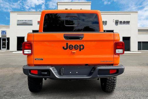 2025 Jeep Gladiator High Tide