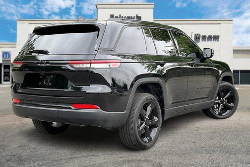2024 Jeep Grand Cherokee Altitude