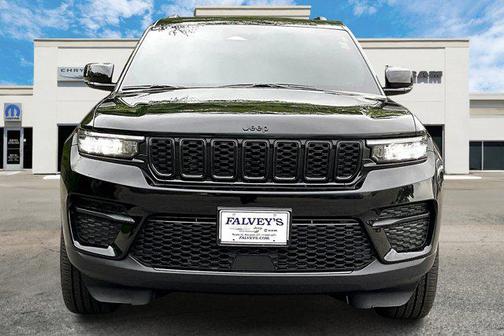 2024 Jeep Grand Cherokee Altitude