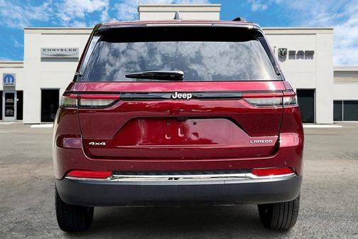 2024 Jeep Grand Cherokee Laredo
