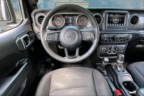 Granite Crystal Metallic Clearcoat 2023 Jeep Wrangler Willys