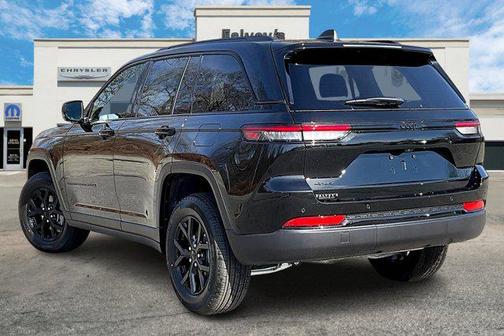 2025 Jeep Grand Cherokee Altitude