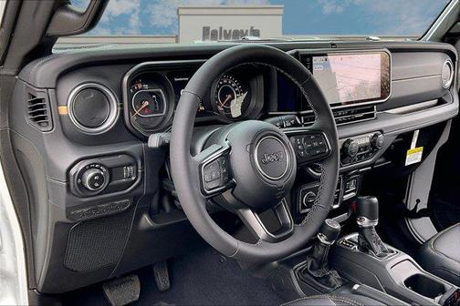 2026 Jeep Gladiator Sahara 4x4