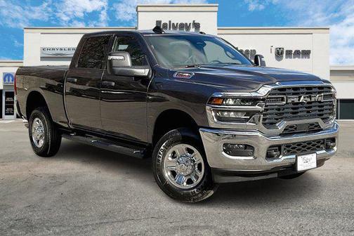 2026 RAM 2500 Tradesman Crew Cab 4x4 6'4' Box