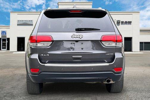 Granite Crystal Metallic Clearcoat 2021 Jeep Grand Cherokee Limited