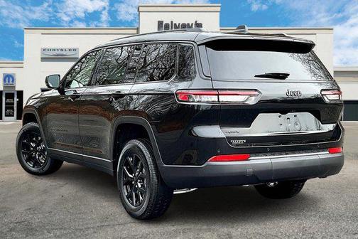 2025 Jeep Grand Cherokee L Altitude