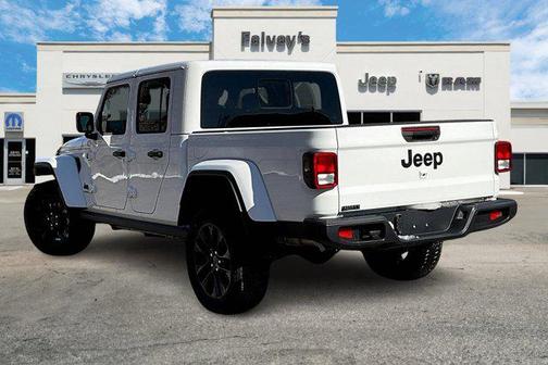 2025 Jeep Gladiator Nighthawk
