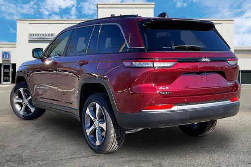 Velvet Red Pearlcoat 2026 Jeep Grand Cherokee Limited
