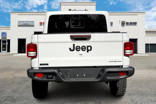 2025 Jeep Gladiator High Tide