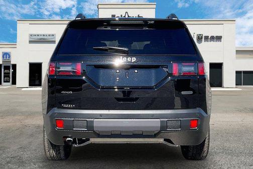 2026 Jeep Cherokee Overland