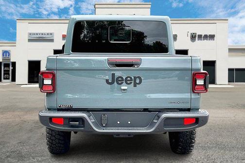 2025 Jeep Gladiator High Tide