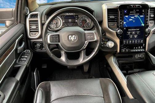 2020 RAM 2500 Laramie Crew Cab 4X4 6'4' Box