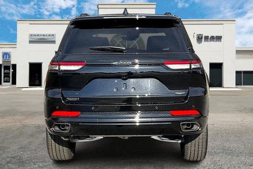 2025 Jeep Grand Cherokee Summit