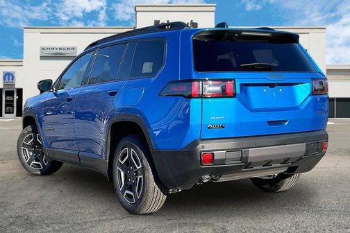 2026 Jeep Cherokee Laredo 4x4