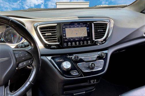 2020 Chrysler Pacifica L
