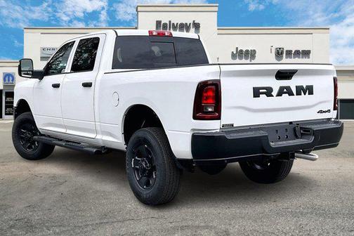 2026 RAM 3500 Tradesman Crew Cab 4x4 6'4' Box