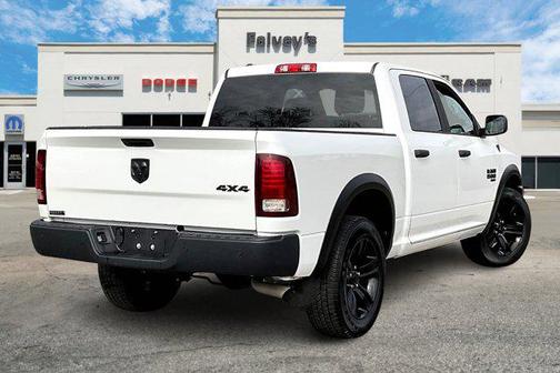 2024 RAM 1500 Classic Warlock Crew Cab 4x4 5'7' Box