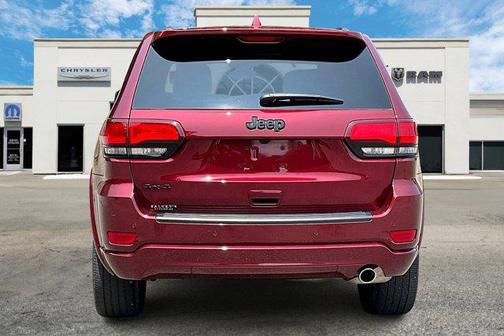 2022 Jeep Grand Cherokee Laredo