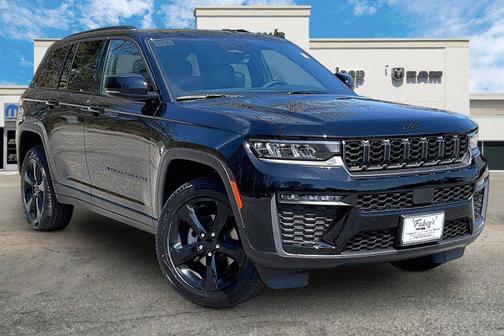 Diamond Black Crystal Pearlcoat 2026 Jeep Grand Cherokee Limited