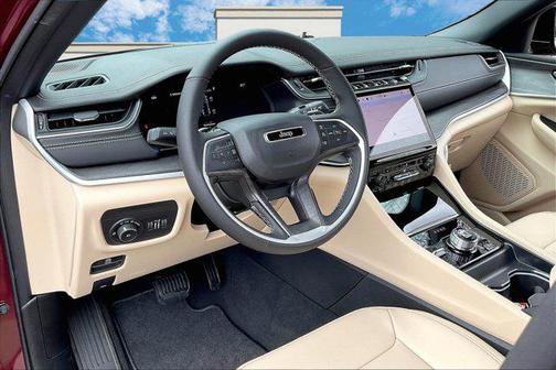 2025 Jeep Grand Cherokee Limited X