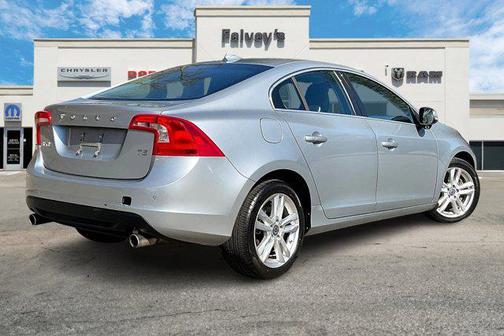 2013 Volvo S60 T5 Premier Plus
