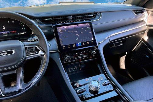 2023 Jeep Grand Cherokee 4xe Overland
