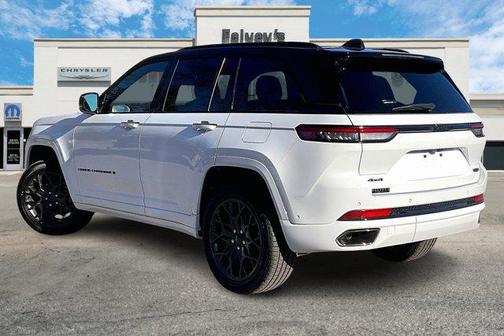 2025 Jeep Grand Cherokee Summit