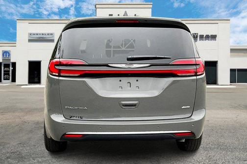 2025 Chrysler Pacifica L