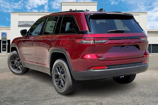 2025 Jeep Grand Cherokee Altitude