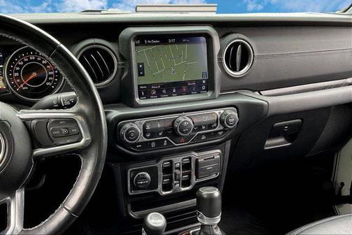 2022 Jeep Gladiator Overland