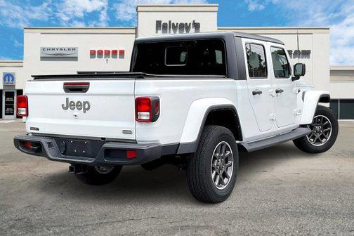 2022 Jeep Gladiator Overland