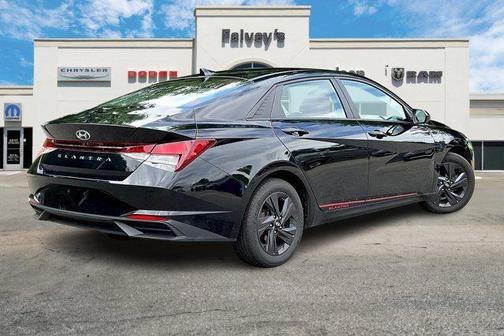2021 Hyundai ELANTRA SEL
