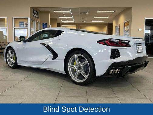 2023 Chevrolet Corvette Stingray w/2LT