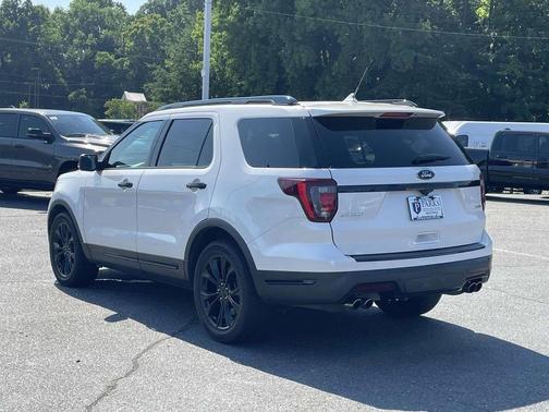 2018 Ford Explorer sport
