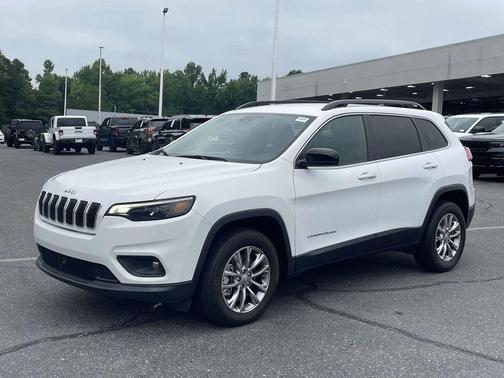 2022 Jeep Cherokee Latitude Lux