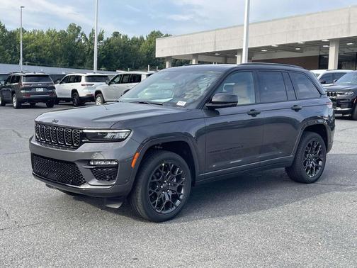 2025 Jeep Grand Cherokee Summit