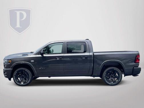 Granite Crystal Clearcoat Metallic 2026 RAM 1500 Big Horn/Lone Star