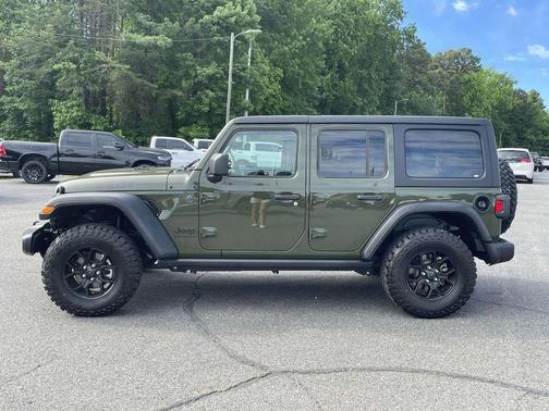 2024 Jeep Wrangler Sport