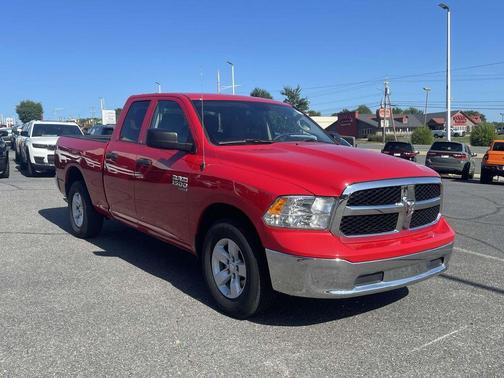2024 RAM 1500 Classic SLT